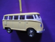 NEW 1962 62 VW CLASSIC 15 WINDOW BUS PALE YELLOW  WHITE CHRISTMAS TREE ORNAMENT