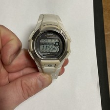 Vintage Casio G-Shock Atomic White GW-M850 3155 Tough Solar Multi-Band 6 Watch 