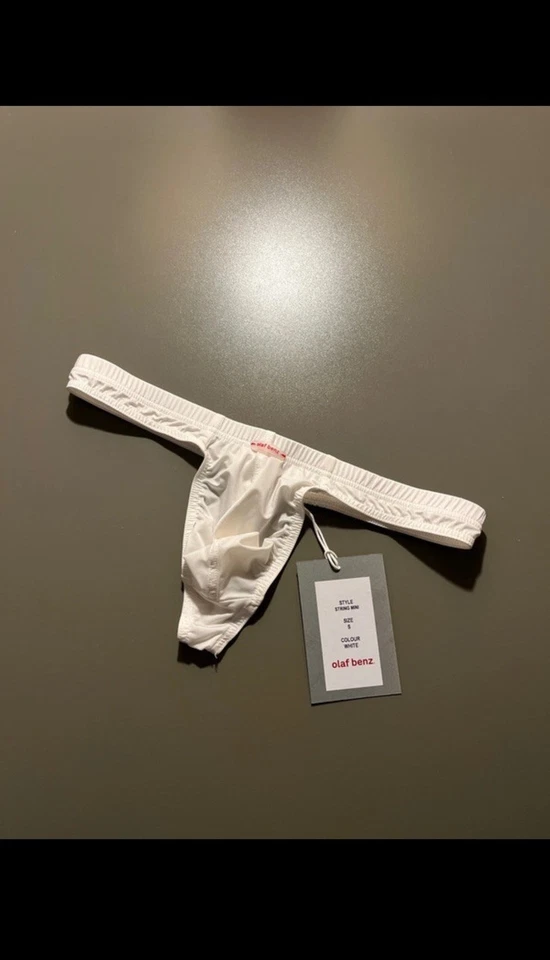 string homme blanc sexy Olaf Benz taille S - Photo 1/3