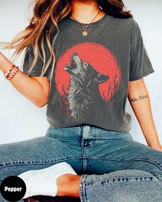 Howling wolf shirt Howling wolf tee Lone wolf shirt Wolf lover shirt Wolf gift A