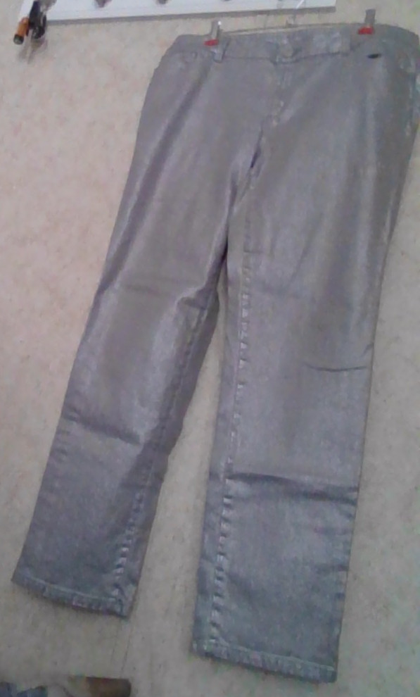 Platinum Chico's Jeans sz. 2 Women's NEW without tags