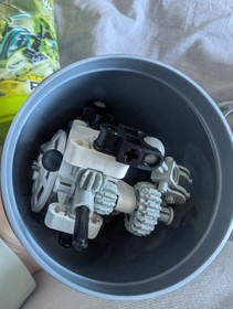 Lego Technic Bionicle Lot - # 8512, # 8509, # 8536, # 8562 Roboriders Bionicles