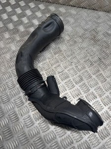 BMW X3 F25 2013 Diesel 190kW Ansaugrohr Ansaugschlauch Turbolader 8512381