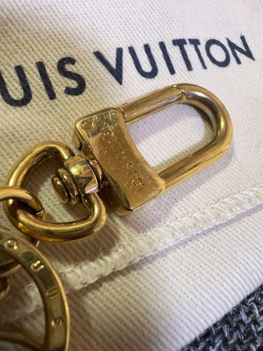 Louis Vuitton Porte Cles Spring Street Monogram Gold M69008 Keyring Used YK043 - Picture 3 of 4