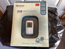 Memorex 2GB Digital Music Player Vintage MMP8575. Never been opened.