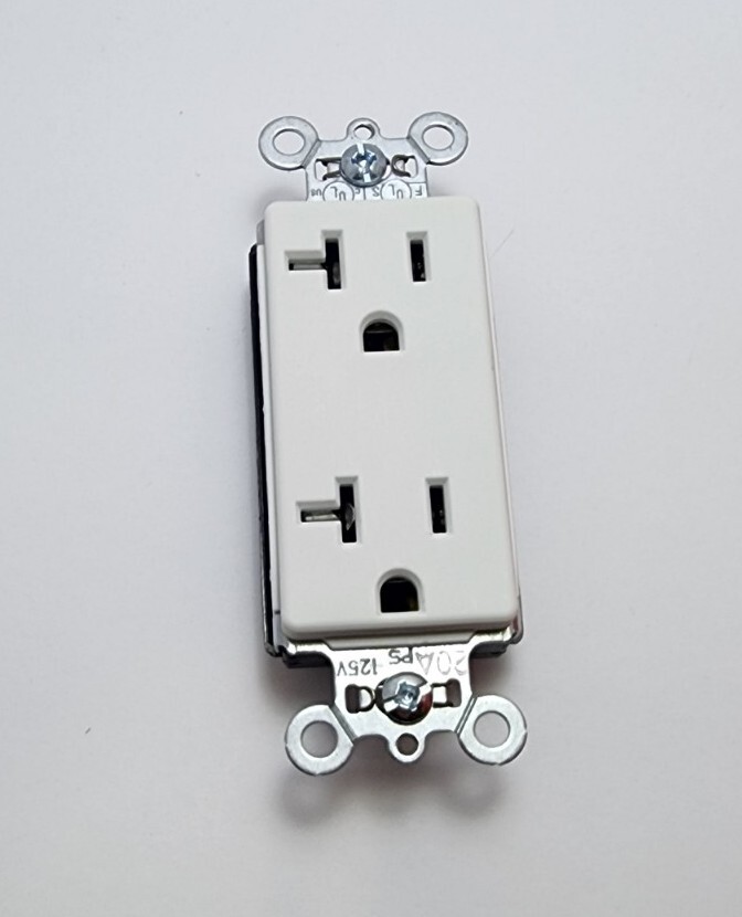 Legrand PT26352W Plugtail Outlet Duplex Receptacle Spec. Grade (Box of