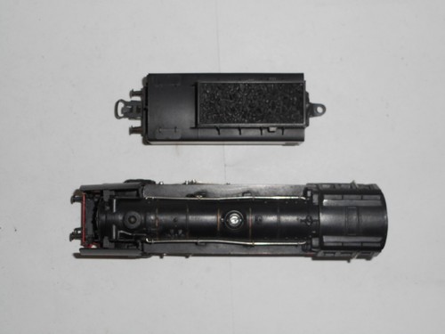 Marklin 3005 Steam Loco & 4008,4006,4014 passenger cars. HO Scale. 3 rail AC - Picture 23 of 24