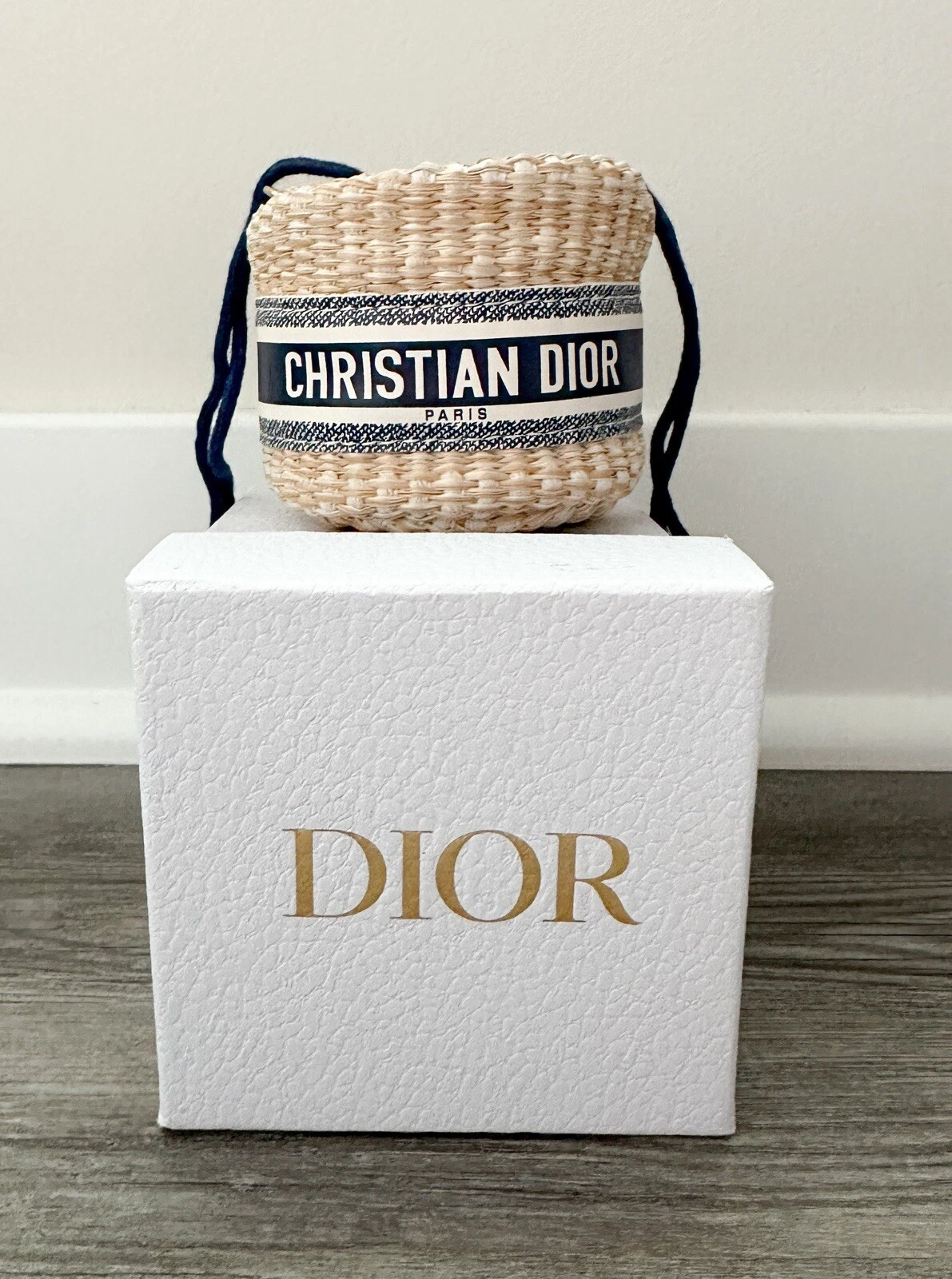 Neuf dans sa boîte ! Mini sac pochette Christian Dior paille cordon VIP nouveauté limitée