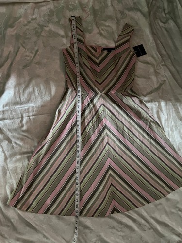adrianna stripped dress Size 8 - Picture 8 of 8