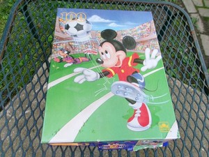 VTG Disney Mickey Mouse Playing Soccer Football Sports  100 Piece Jigsaw Puzzle