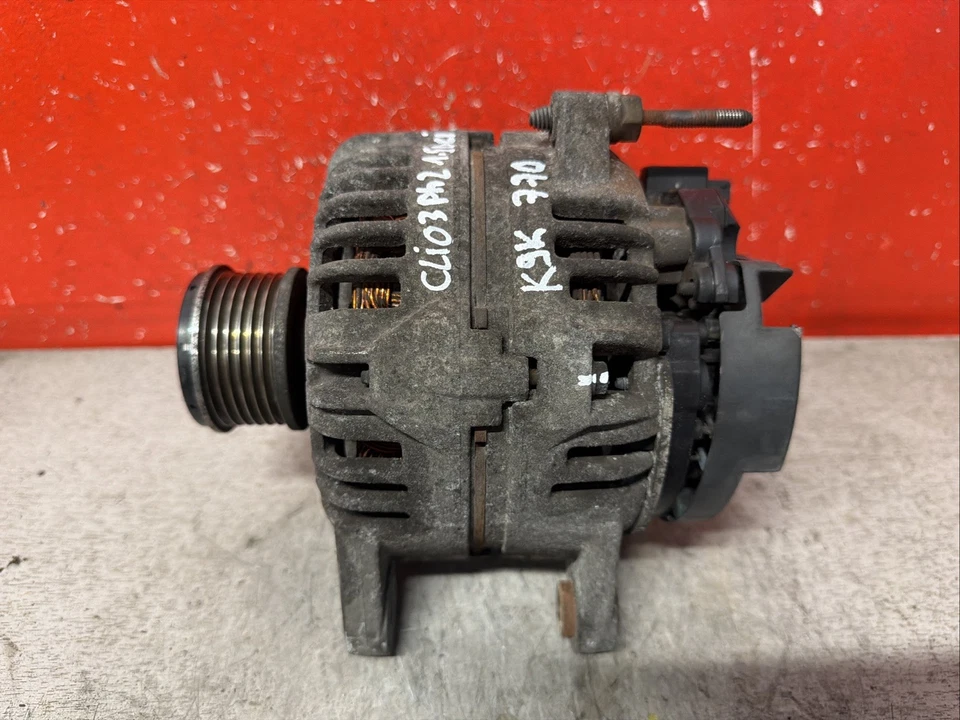 ALTERNATEUR Renault Clio 3 Modus 1.5 Dci Poulie Fixe 231008578R 0124425093 - Photo 1/4