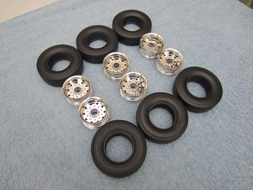 6 Carson-Auflieger-Breitreifenfelgen in Chrom und 6 Breitreifen mit Einlagen Neu - Bild 2 von 4