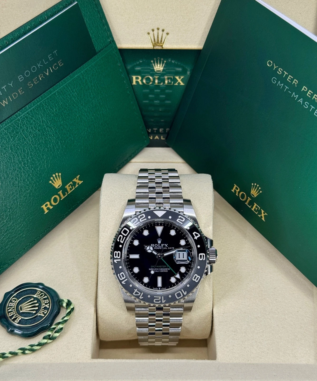 Unworn 2026 Rolex GMT-Master II 40mm Steel Bruce Wayne Jubilee