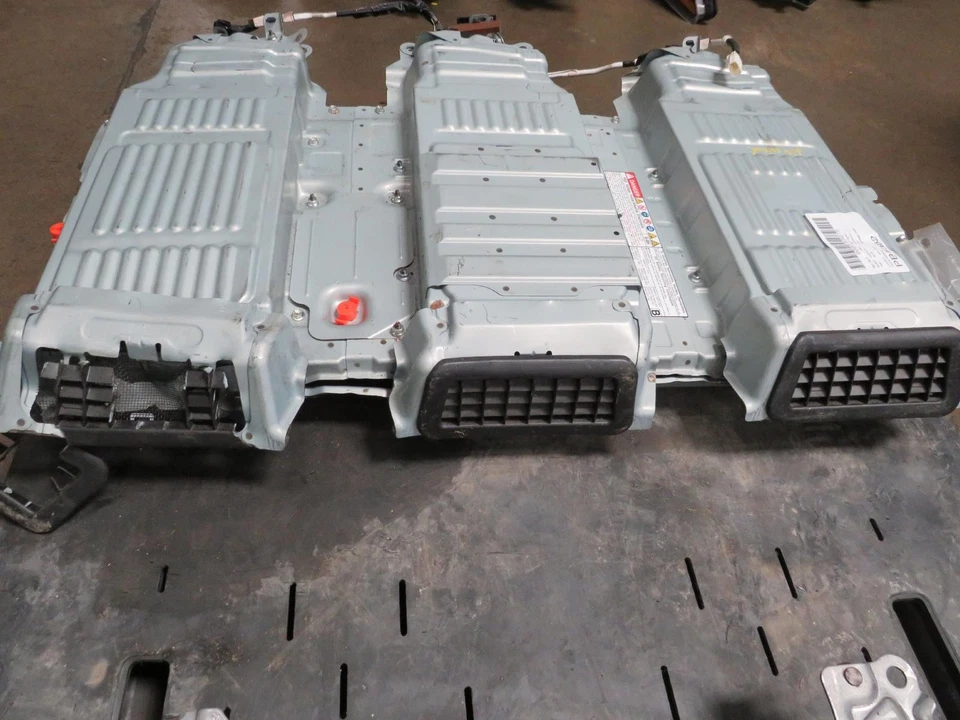 BATERÍA HÍBRIDA SOLO SE ADAPTA A 14 15 16 17 18 19 TOYOTA HIGHLANDER PICK UP Foto 2 de 4