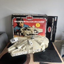 Vintage Star Wars Millenium Falcon 1979 Kenner with box (box a bit damaged)