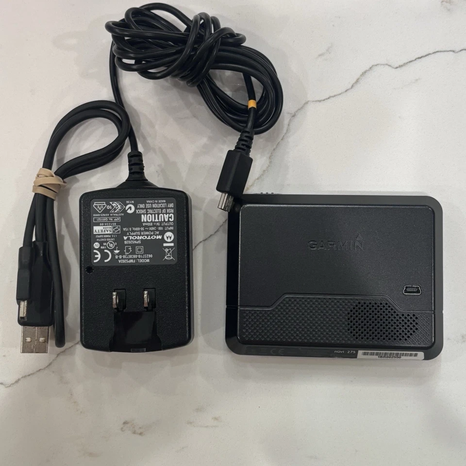 Garmin Nuvi 275 Automotive GPS Navigation System Bundle - Image 3 of 4