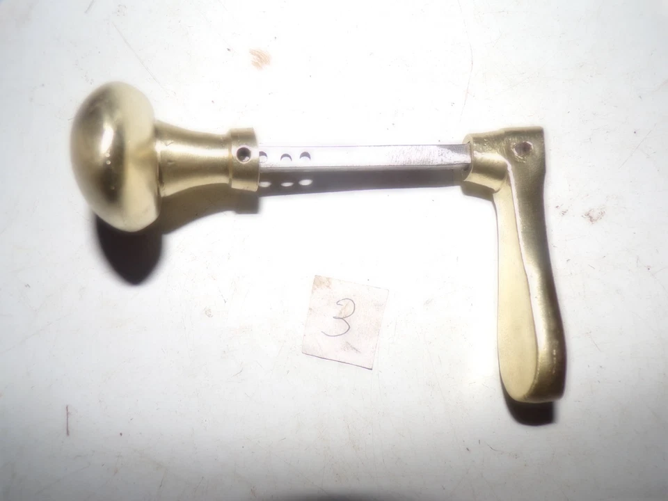 Poignées de porte anciennes en laiton - Photo 1/1
