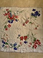 VINTAGE FLOWERS SCARF HADSON HAND ROLLED JAPAN SILK RAYON BEAUTIFUL, 30" Sq.