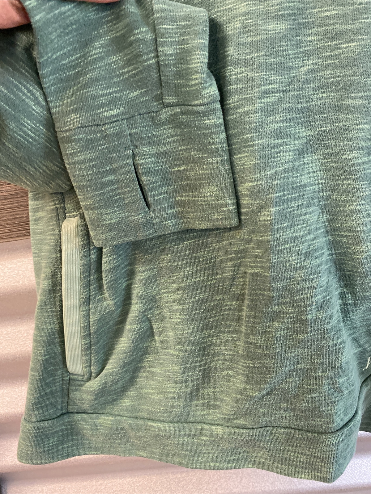 Avalanche Sweatshirt Running Pullover Thumbholes … - image 3