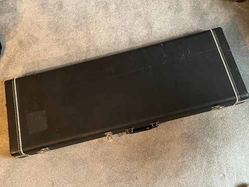 Vintage Fender Stratocaster guitar case Telecaster tolex red plush