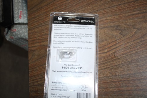 NIB SAFEGUARD WP180USL FLASHING WIRELESS PLUG-IN DOORBELL CHIME W/ STROBE LIGHT - Picture 2 of 2