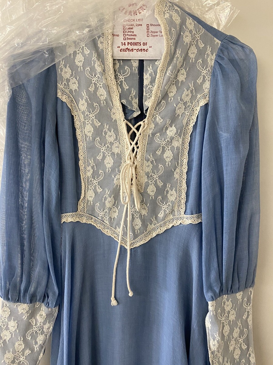 Vintage 1970's Gunne Sax by Jessica Blue Beige Lace Tie Up Prairie