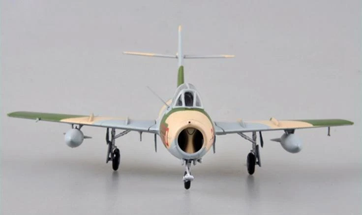 1/72 37139 EASY MODEL MIG-15UTI Polish Air Force Warcraft Aircraft Plane Model - Image 4 of 4