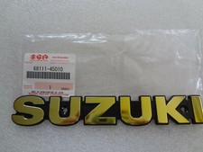Suzuki GS 400 850 1000 GSX 750 1100 Emblem Schriftzug Tankemblem 68111-45010