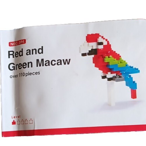 Nano block Micro-sized Building Block Red And Green Macaw Puzzle Fun - Picture 4 of 4