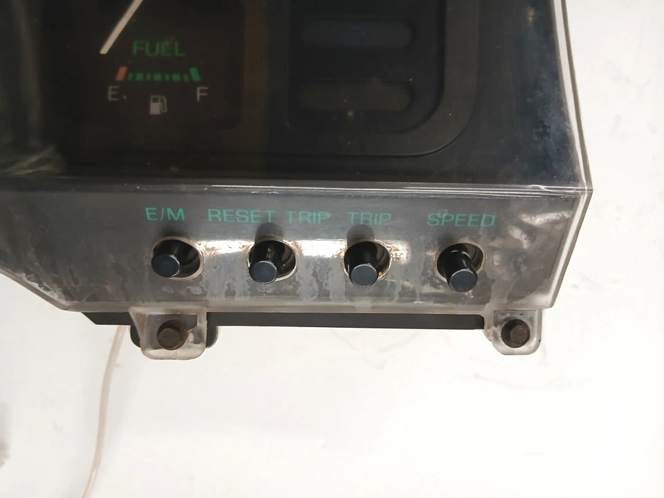 1985 1986 Ford Thunderbird Used Electronic Dash gauge cluster - parts or repair - Image 4 of 4