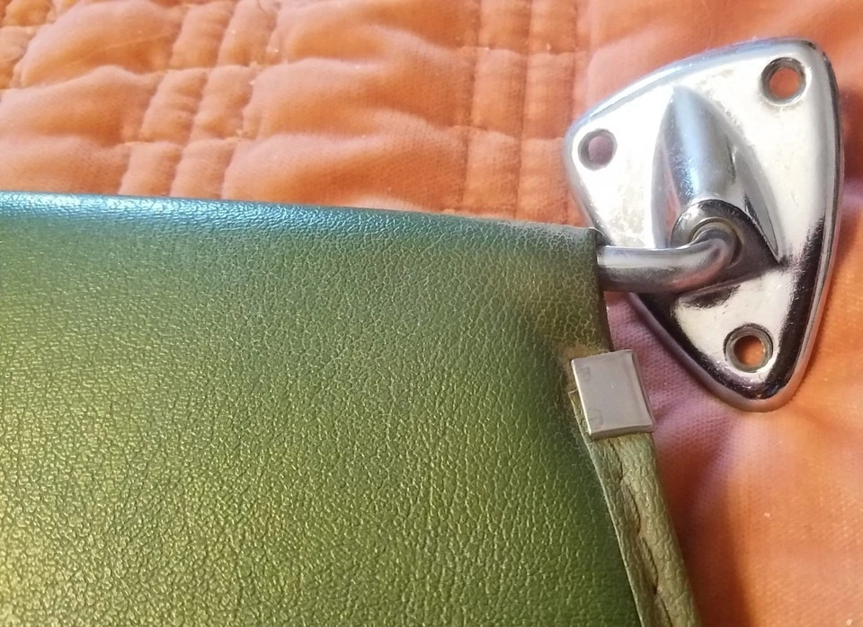 1973-1979 Ford sun visors, F100,F150,F250,F350. Chrome ones from an Explorer - Image 3 of 4