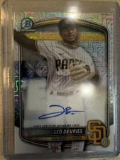 2025 Bowman Chrome - Mega Box Chrome Prospect Mojo Autographs Leo De Vries