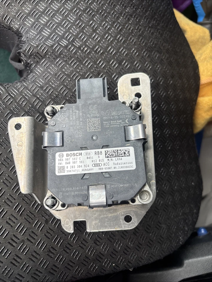 2021 2022 Audi Q5 OEM Cruise Control Distance Sensor Radar 80A907561C Right Side - Image 2 of 2