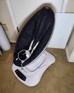 4moms Infant Baby Bouncer Motion Seat w/ Music, White Base Black Fabric