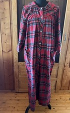 THE VERMONT COUNTRY STORE RED PLAID FLANNEL COTTON ROBE/ NIGHTGOWN SZ L