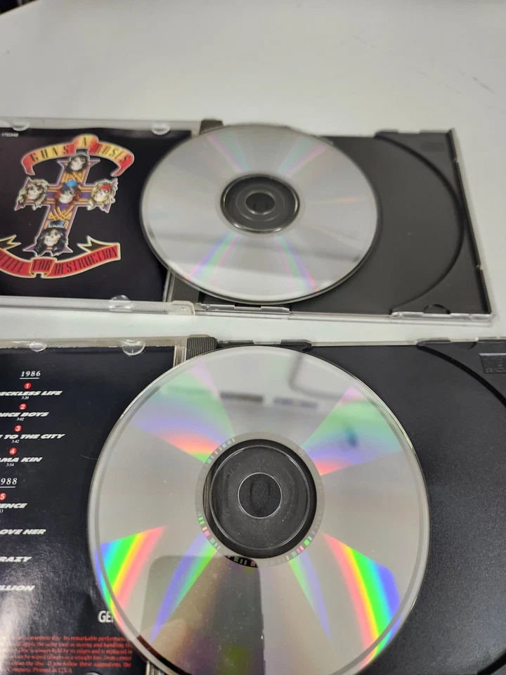 Guns And Roses- 2 Cd Lot- Appetite For Destruction- GN’R Lies - Imagem 4 de 4