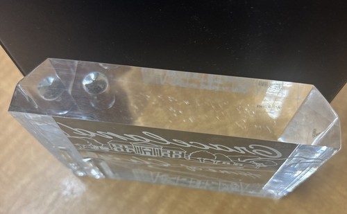 GRACELAND HOME OF ELVIS PRESLEY PLEXIGLASS BLOCK WITH SOIL CAPSULE - Picture 6 of 7