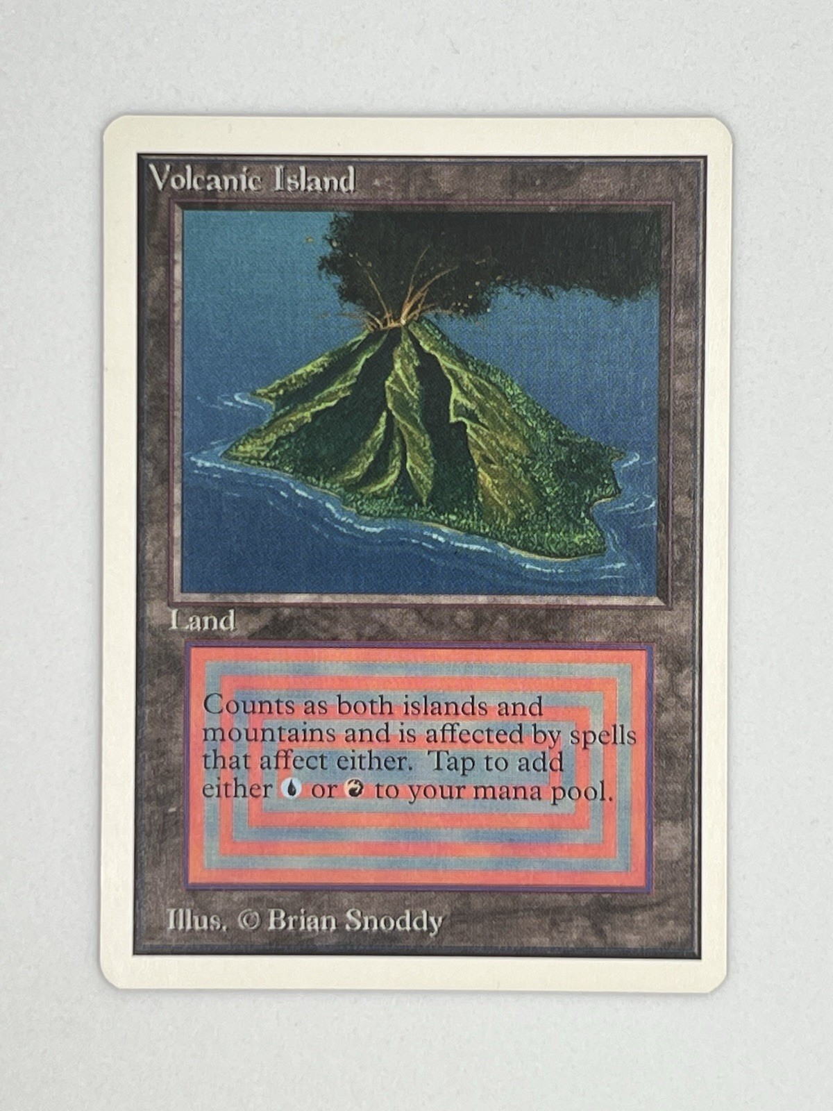 MTG VOLCANIC ISLAND #3 Unlimited Edition Regular MT Rare Magic The Gathering
