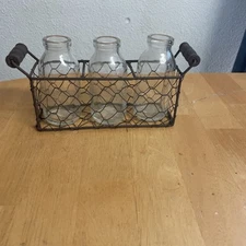 Primitive Rusty Chicken Wire Basket~3 Glass Bottle/Jar Farmhouse Flower Bud Vase