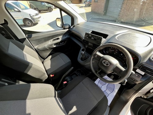 2021 Toyota Proace City Active 100PS 1.5 BlueHDI L1H1 Small Panel Van Peugeot - Picture 9 of 12