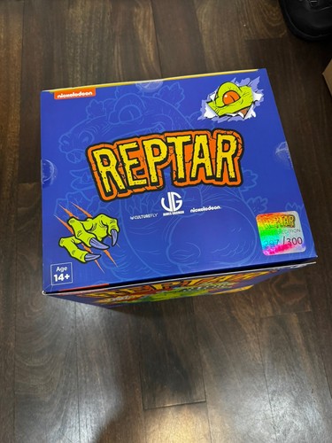 Reptar - Vinyl Designer Figure by James Groman - Purple Variant - Picture 6 of 9