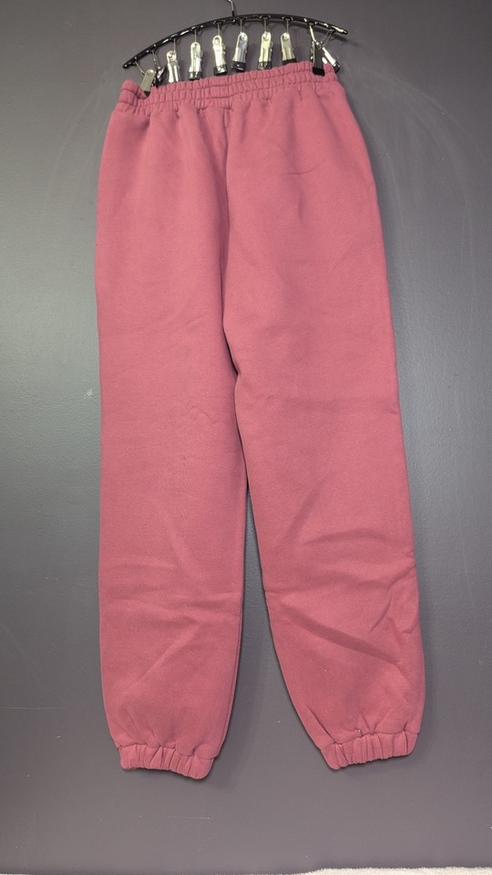 Brand new Comfrt sweatpants in color Berry Size Brand new Comfrt sweatpants in color Berry Size