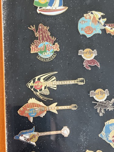 Rare Set Of 29 Pins Framed Hard Rock Cafe Hawaii Fish Hula Girls Snakes Tropical - Picture 6 of 12