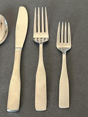 Juego de 5 piezas de vajilla china de acero inoxidable Cambridge Madison - Imagen 2 de 5