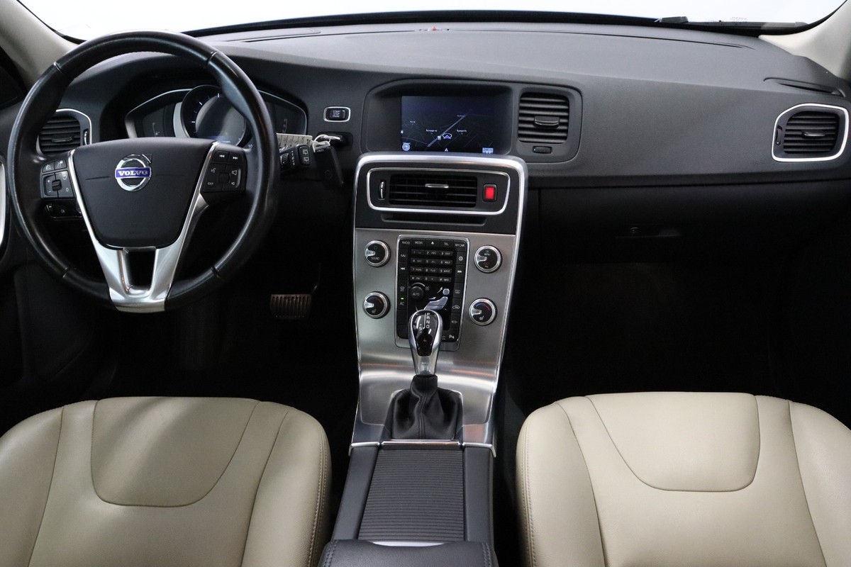 Volvo V60 2,0 D4 190 Momentum aut.