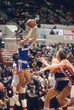 Otis Birdsong of the Kansas City Kings Basketball 1980 Photo 14
