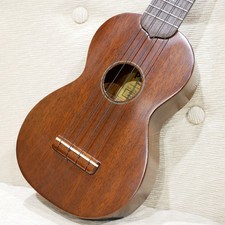 Pinoi Pn-01 / Soprano Mahogany 07003 Store Display