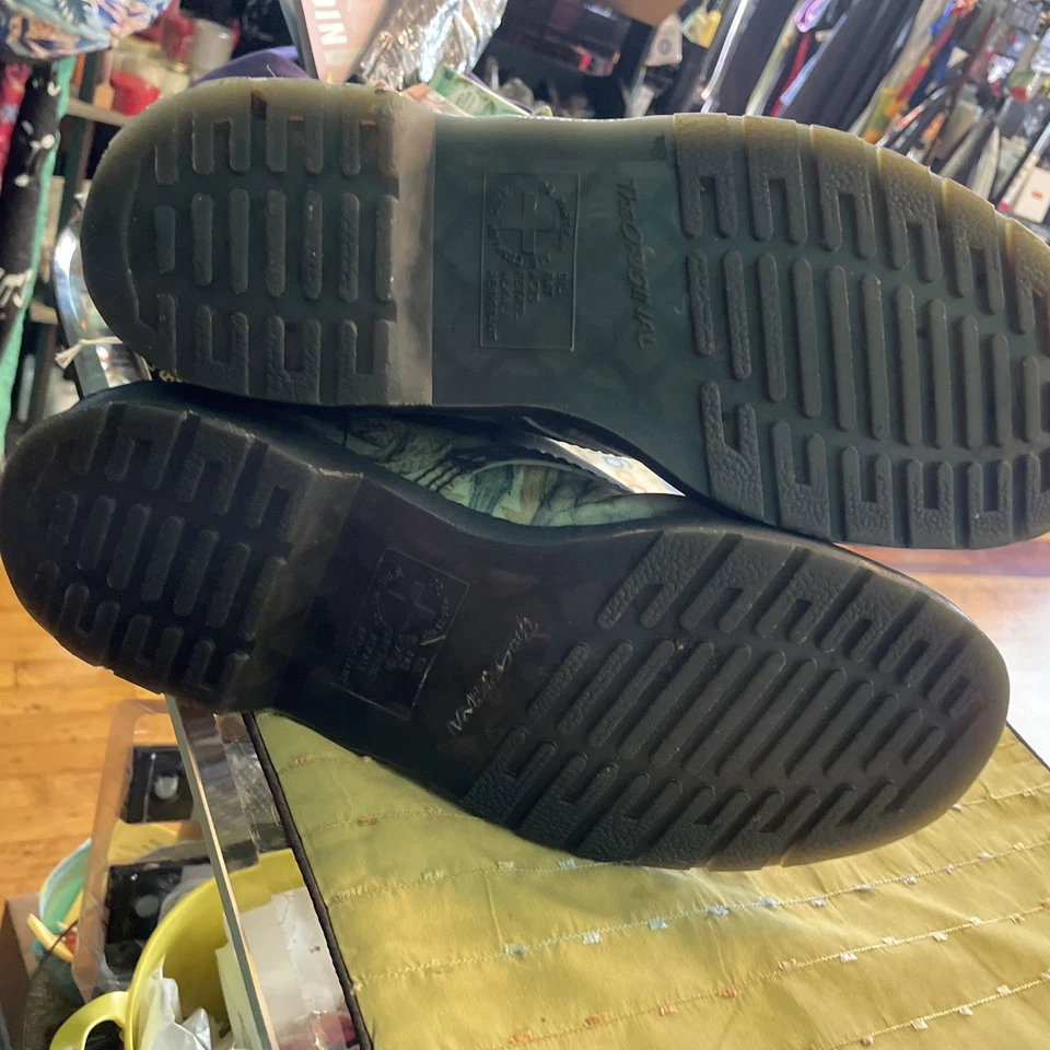 💫DOC Dr. Martens Tate Museum William Blake 1460 Botas UNISEX UK10, US 11, EU 45 Foto 4 de 4
