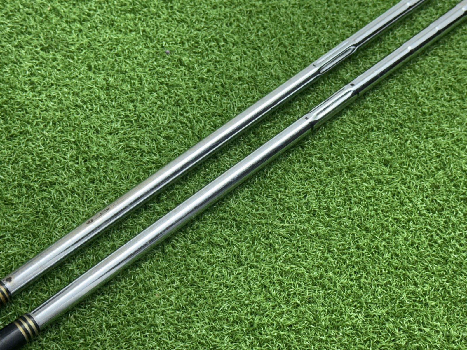 1972-73 Walter Hagen Ultradyne (Red Button) Irons 2 / 4 Right Handed Steel Stiff