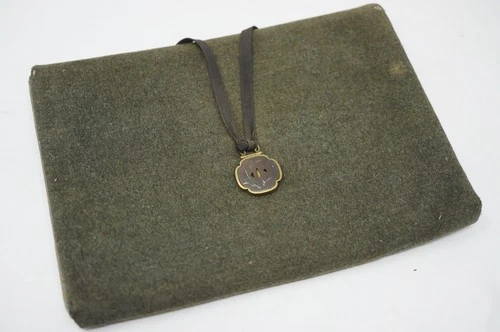 Japanese fabric pouch Maekanagu in Tsuba stitch leaf design 1107E12 - Picture 1 of 15